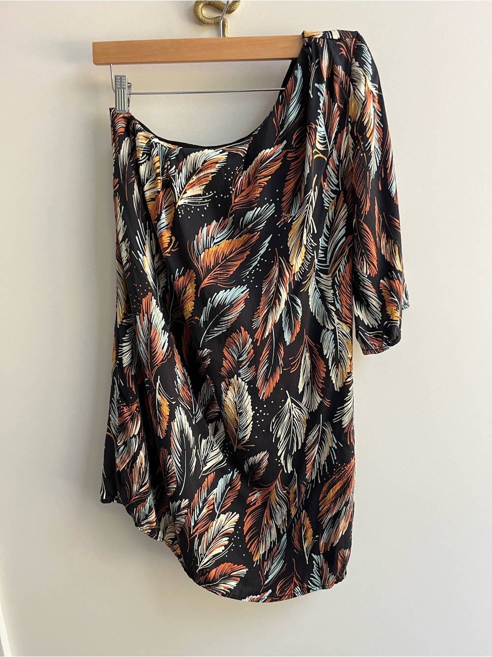 Hazel Anthropologie One Shoulder 100% Silk Mini Dress Black Feather Print S